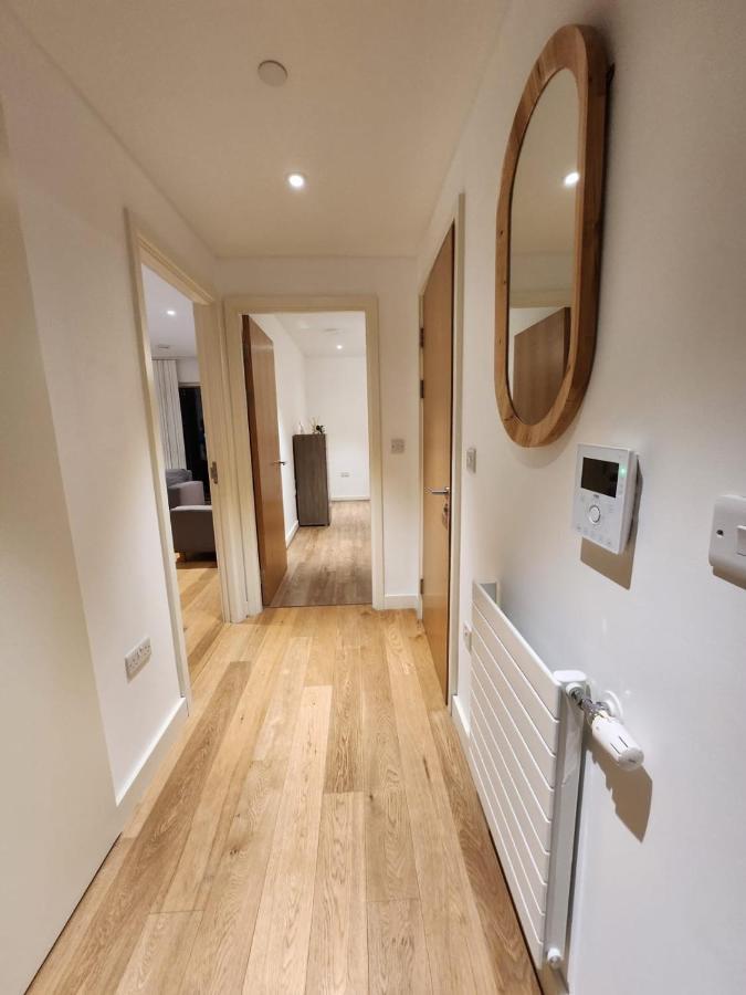 Kaf Luxury Apartment Londra Exterior foto