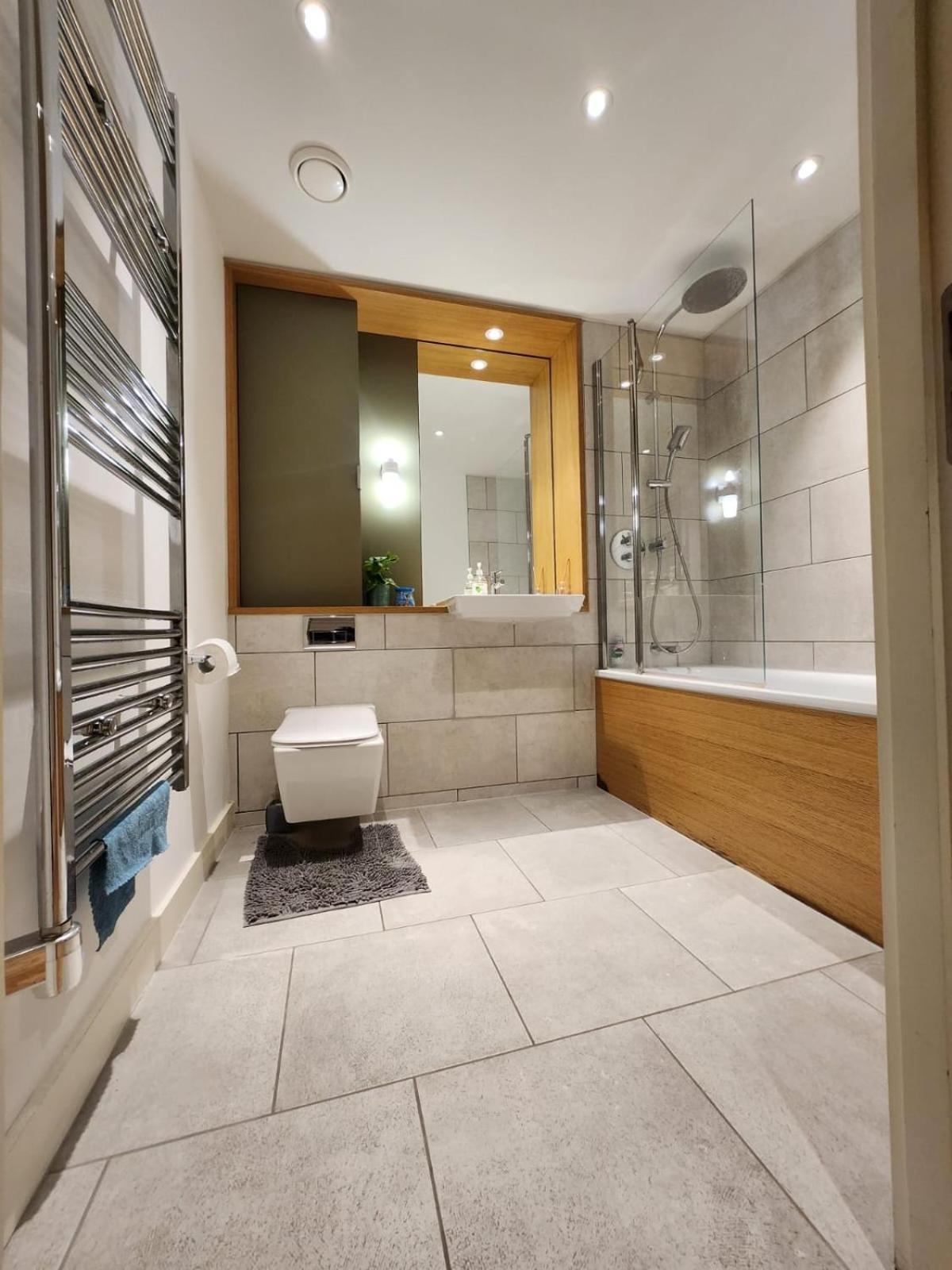 Kaf Luxury Apartment Londra Exterior foto